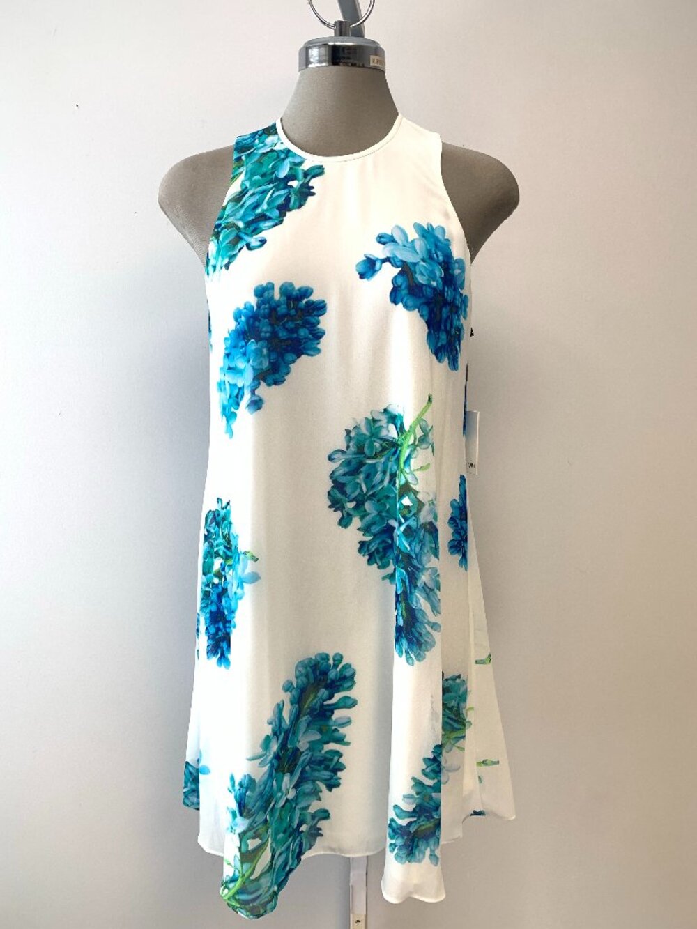 New Calvin Klein Elegant White Floral Multi Trapeze A Line Dress size 2